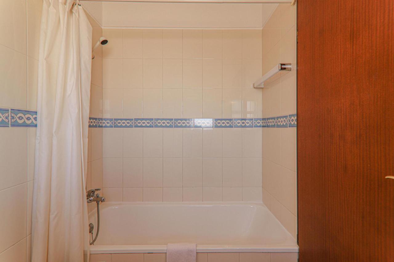 Oura 9ºa Apartment Armacao de Pera Luaran gambar