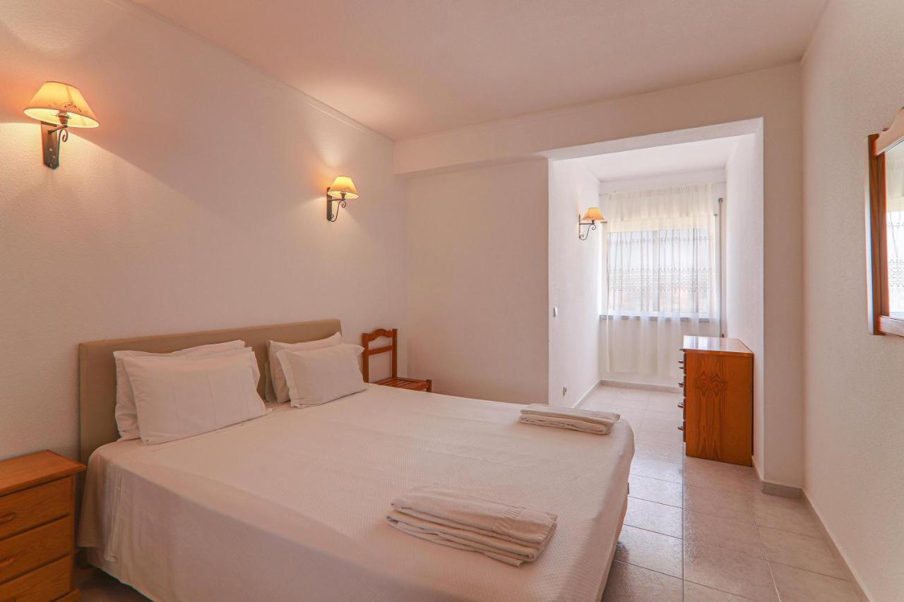 Oura 9ºa Apartment Armacao de Pera Luaran gambar